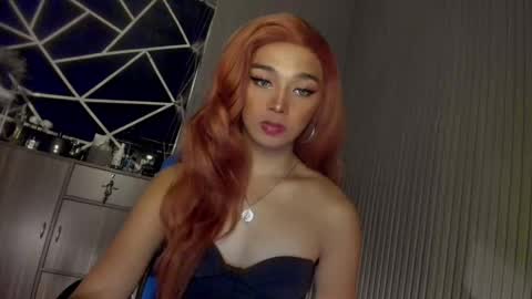 Snapshot of trinityfucksyou chatting on 25, 12, 2024 Ms Ella online show from 25, 12, 2024