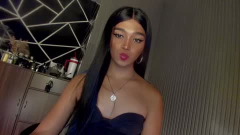 Snapshot of trinityfucksyou chatting on 12, 1, 2025 Ms Ella online show from 12, 1, 2025