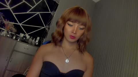 Snapshot of trinityfucksyou chatting on 1, 2, 2025 Ms Ella online show from 1, 2, 2025