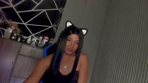 Snapshot of trinityfucksyou chatting on 19, 2, 2025 Ms Ella online show from 19, 2, 2025