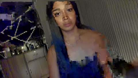 Snapshot of trinityfucksyou chatting on 9, 3, 2025 Ms Ella online show from 9, 3, 2025