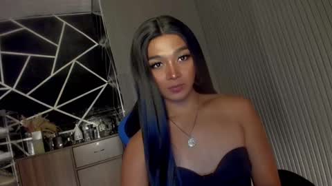 Snapshot of trinityfucksyou chatting on 12, 3, 2025 Ms Ella online show from 12, 3, 2025