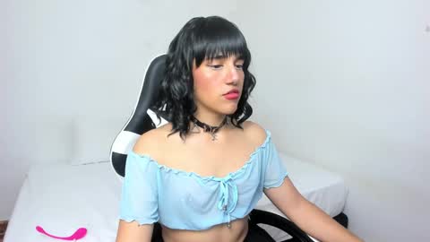 Triny online show from 17, 1, 2025