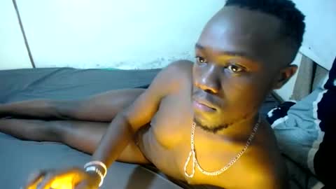 Trisboo5 online show from 22, 1, 2025