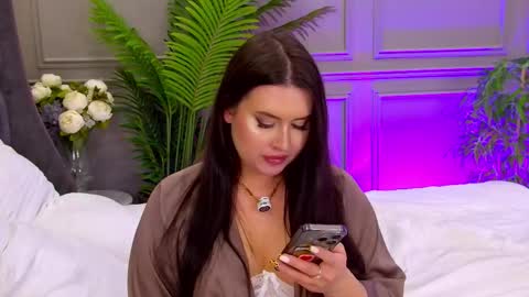 trisha_winslet online show from 23, 9, 2025