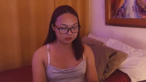 Snapshot of trishakera chatting on 18, 5, 2026 trisha online show from 18, 5, 2026