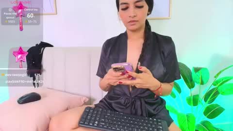 Trissha online show from 20, 1, 2025