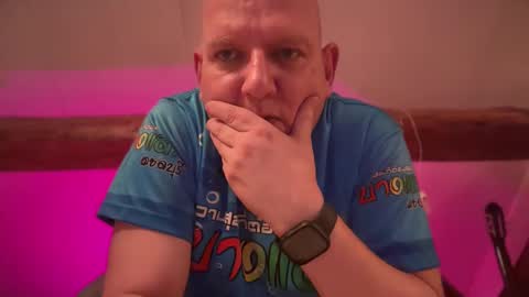 Triton online show from 12, 4, 2026