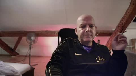 Snapshot of tritonspace chatting on 5, 5, 2026 Triton online show from 5, 5, 2026