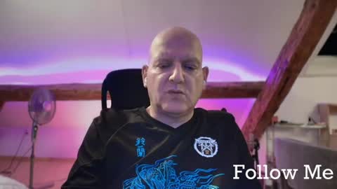 Snapshot of tritonspace chatting on 10, 6, 2026 Triton online show from 10, 6, 2026
