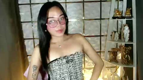 trixie_foxslut online show from 6, 4, 2026