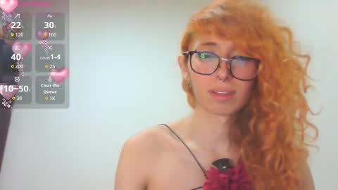 Snapshot of trixy_roses chatting on 16, 11, 2025 Trixy Rose online show from 16, 11, 2025