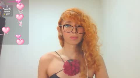 Snapshot of trixy_roses chatting on 17, 11, 2025 Trixy Rose online show from 17, 11, 2025