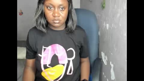 Snapshot of trizzytariaa chatting on 7, 12, 2024 Taria online show from 7, 12, 2024