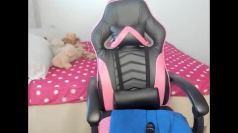 Snapshot of trizzytariaa chatting on 6, 3, 2025 Taria online show from 6, 3, 2025