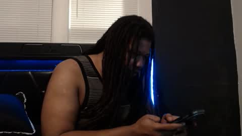 Snapshot of trmdstrong chatting on 15, 10, 2025 Trmdstrong online show from 15, 10, 2025