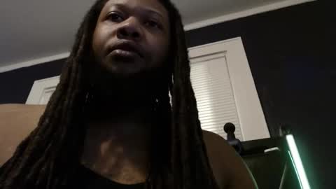 Snapshot of trmdstrong chatting on 24, 10, 2025 Trmdstrong online show from 24, 10, 2025