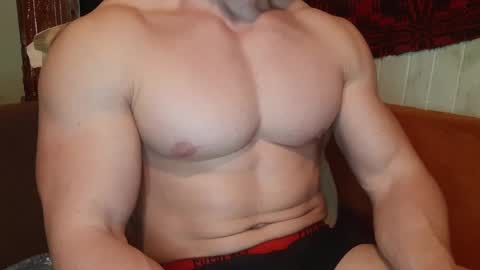 Snapshot of troncq chatting on 18, 2, 2025 Troncq online show from 18, 2, 2025