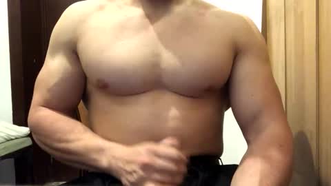 Troncq online show from 14, 4, 2026