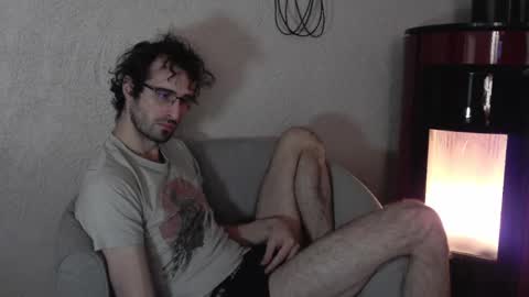 Snapshot of trucdeoufouf chatting on 1, 2, 2025 trucdeoufouf online show from 1, 2, 2025