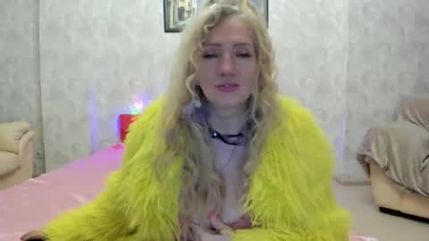 Snapshot of truefoxyyy chatting on 24, 4, 2026 Fox online show from 24, 4, 2026