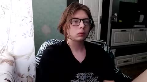 Snapshot of trypophob1a chatting on 2, 3, 2026 Emilum online show from 2, 3, 2026