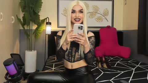 Snapshot of ts_elijah chatting on 7, 2, 2025 Saskia online show from 7, 2, 2025