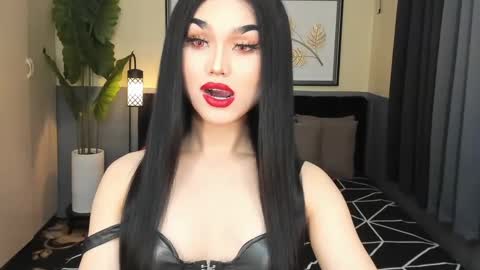 Snapshot of ts_elijah chatting on 15, 2, 2025 Saskia online show from 15, 2, 2025