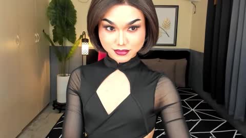 Snapshot of ts_elijah chatting on 23, 9, 2025 Saskia online show from 23, 9, 2025