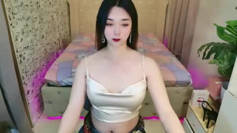 ts_yoshi_ online show from 17, 3, 2026