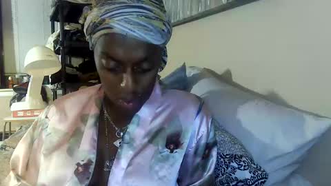 Amber White online show from 5, 11, 2025