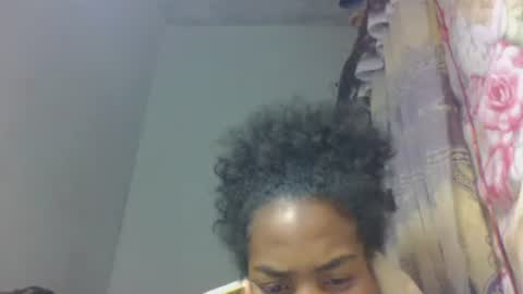 Snapshot of tsaralaza chatting on 18, 10, 2025 tsaralaza online show from 18, 10, 2025