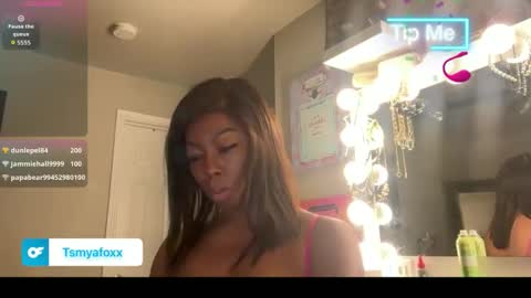 Snapshot of tsfoxx chatting on 21, 5, 2026 tsfoxx online show from 21, 5, 2026