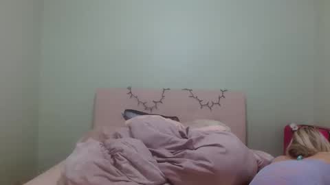 Snapshot of tsindicablue chatting on 14, 1, 2025 tsindicablue online show from 14, 1, 2025