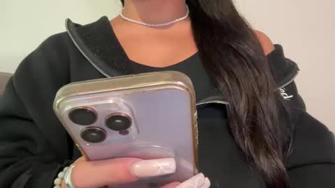 Snapshot of tsj777 chatting on 8, 10, 2025 tsj777 online show from 8, 10, 2025