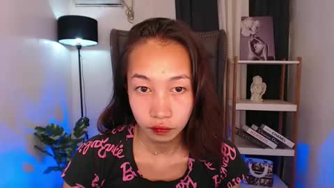 Snapshot of tskitty_girl chatting on 4, 10, 2025 tskitty_girl online show from 4, 10, 2025