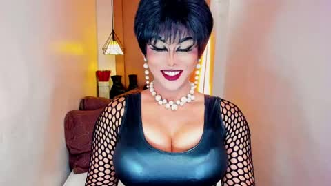 Nicoleeee online show from 16, 4, 2026