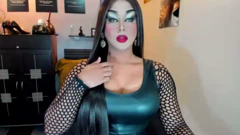 Nicoleeee online show from 5, 8, 2026