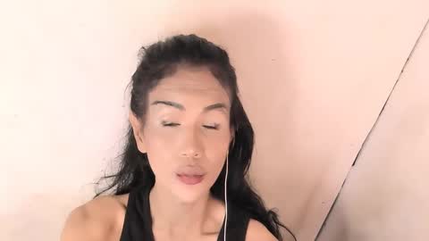 Snapshot of tsmanika chatting on 12, 1, 2025 MA NI KA online show from 12, 1, 2025