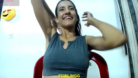 Snapshot of tsmilingg chatting on 3, 11, 2025 Dulce online show from 3, 11, 2025