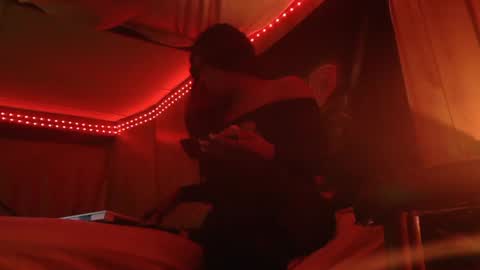 TsNitra online show from 7, 12, 2024