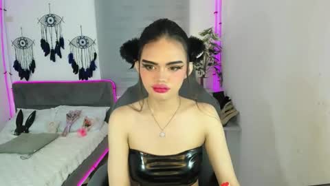 Snapshot of tstoni_talks chatting on 22, 9, 2025 tstoni_talks online show from 22, 9, 2025