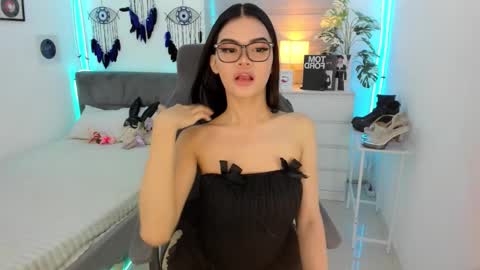 Snapshot of tstoni_talks chatting on 14, 12, 2025 tstoni_talks online show from 14, 12, 2025