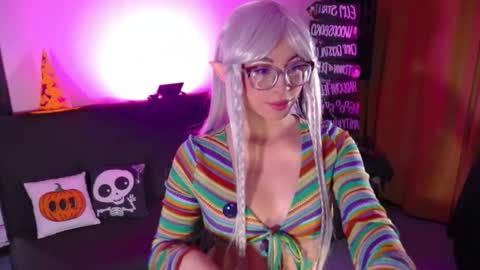 Cherry Moon online show from 25, 10, 2025