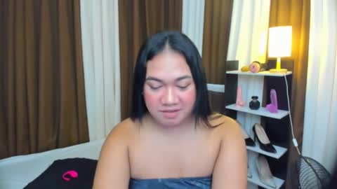 Karen Oquio online show from 9, 10, 2025