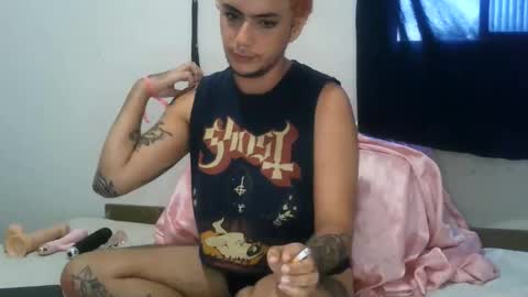 Snapshot of ttransviado chatting on 29, 9, 2025 Nique online show from 29, 9, 2025