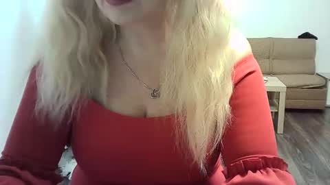 Snapshot of ttrnynela chatting on 22, 12, 2025 Ttrnynela online show from 22, 12, 2025