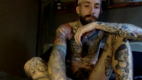 Snapshot of tuhands chatting on 15, 12, 2024 Tuhands online show from 15, 12, 2024