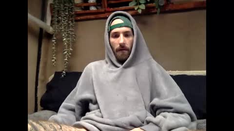 Snapshot of tuhands chatting on 3, 2, 2025 Tuhands online show from 3, 2, 2025