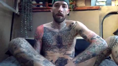 Snapshot of tuhands chatting on 5, 2, 2025 Tuhands online show from 5, 2, 2025